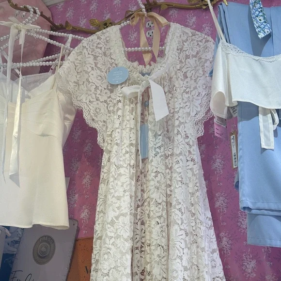 New with tags Hill house home Lace coco duster - Picture 8 of 10